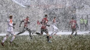 Read more about the article Зима не повод отказывать себе в удовольствии сыграть в футбол