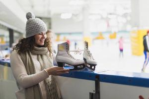 Read more about the article Спортивная школа №11 ждет любителей катания на коньках!