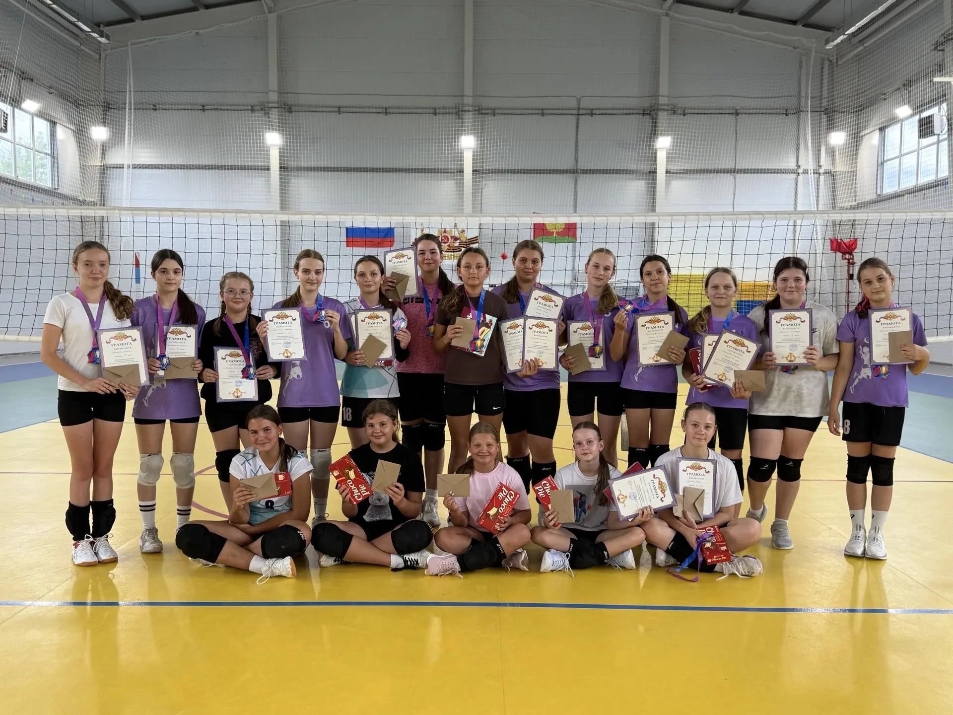 Read more about the article Сегодня в СШОР №8 «Юность»состоялся внутригрупповой турнир по волейболу в формате 4 на 4 среди девушек!
